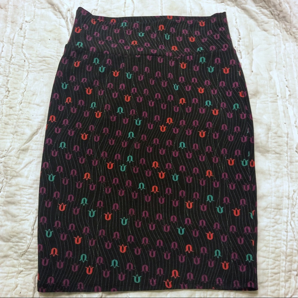 LulaRoe Cassie Pencil Skirt Tulip Print Medium